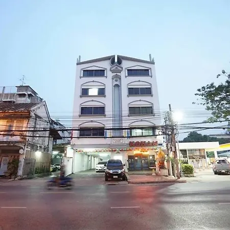 Maruay Living Apartment 401 Bangkok Exterior photo